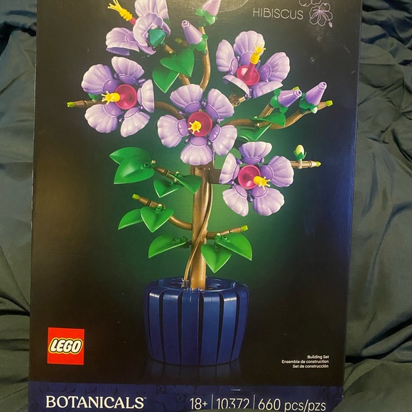 Lego Other - BRAND NEW LEGO Botanical Collection Hibiscus